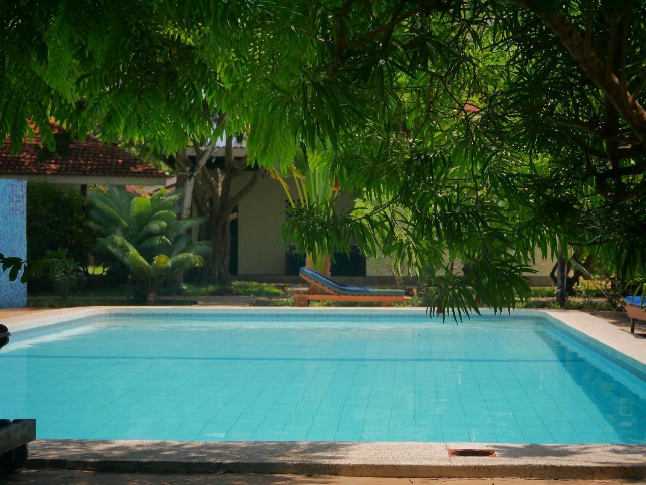 Diani Cottages เดียนีบีช ภายนอก รูปภาพ